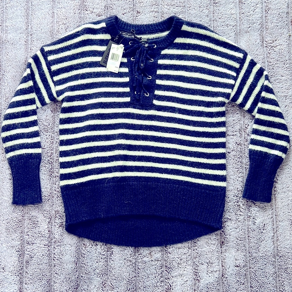 NWT- Buffalo by David Bitton, women’s size Medium sweater in navy and white.
